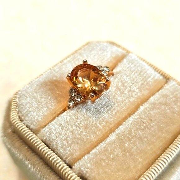 Cognac Zircon Rose Gold Cluster Ring - Picture 4 of 9